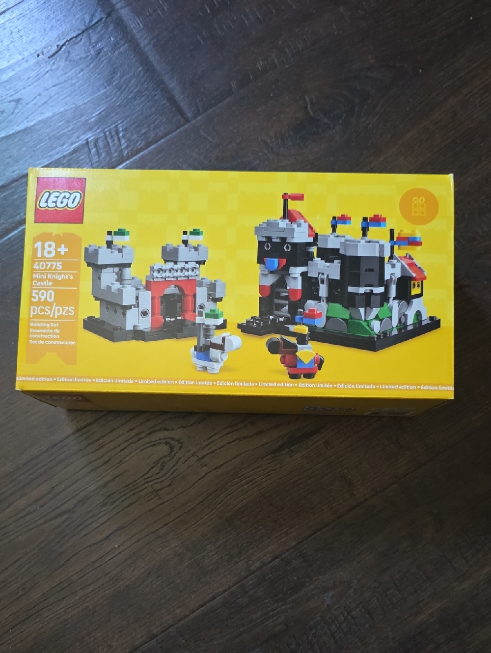 Lego Mini Knight's Castle Set - #40775